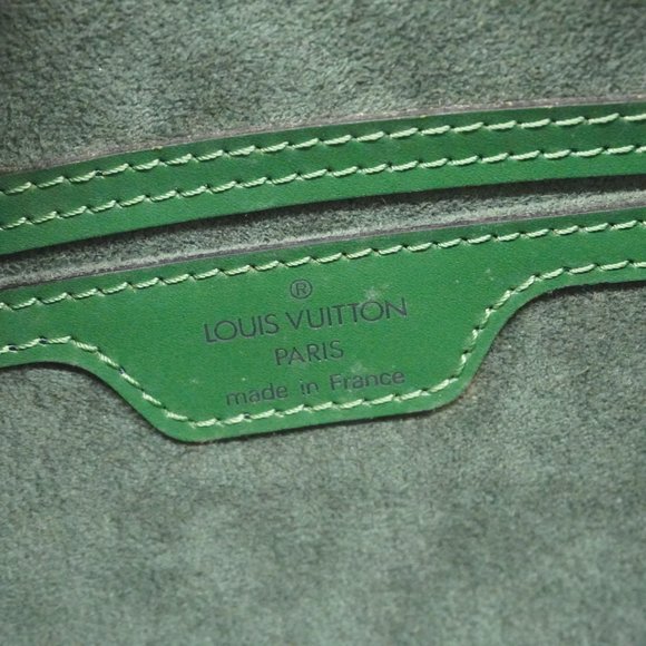 LOUIS VUITTON Green Pouch - Picture 5 of 16